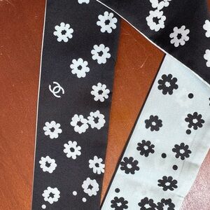 Black and White Floral Women's Scarf